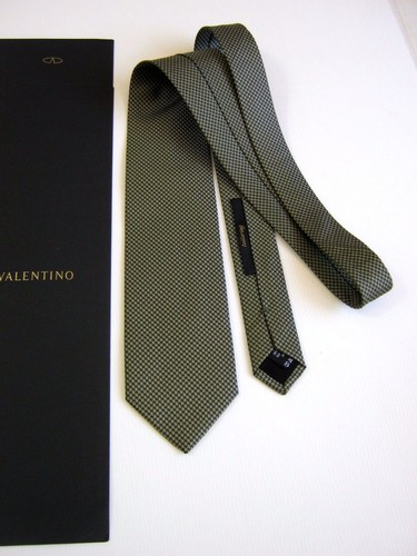 Valentino garavani nuova - valentino, new