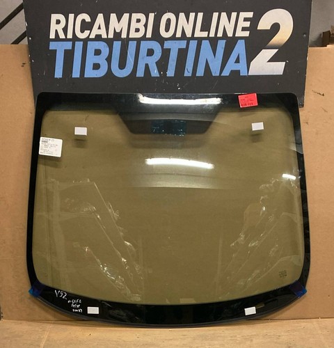 V52 parabrezza nuovo ford