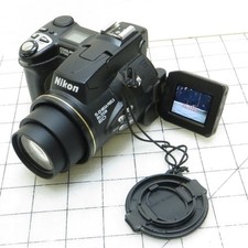 Nikon Coolpix 5700 5MP 8x Zoom