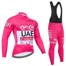 Completo ciclismo POGACAR