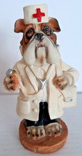 statuina bulldog medico croce