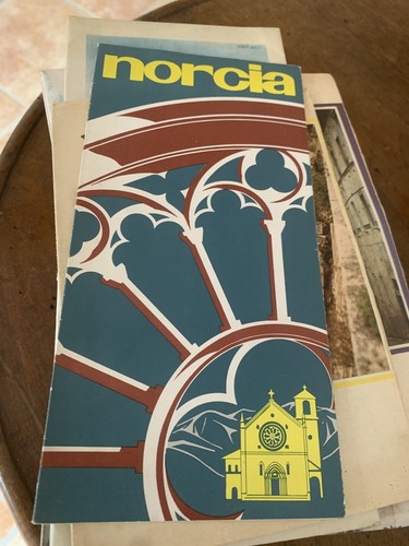 Volantino turistico - volantino,
