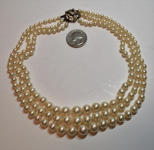 Collana con perle finte - con,