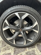 cerchi cupra formentor 19.   vendo 4 cerchi perfetti solo uno ha qualche segno