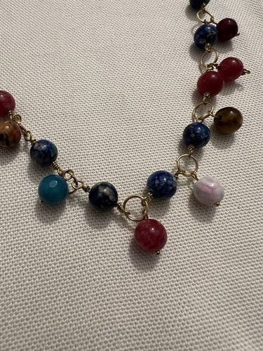 Collana fatta mano con - a,