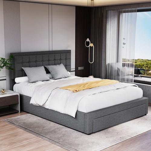 Letto grigio con rivestimento