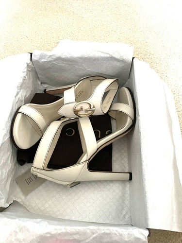 Questi sensuali sandali gucci - questi,