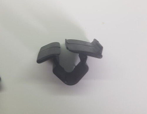 Clip fissaggio cofano - cofano, motore