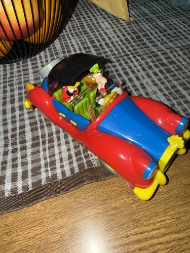 Disney topolino gadgets auto - disney,