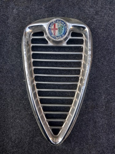 Scudo centrale alfa romeo - centrale,