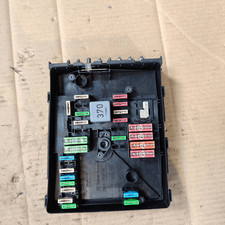 1K0937125A Scatola fusibili  SEAT LEON (1P) 1.9 TDI DPF (77Kw) Ber 5p/d/1896cc