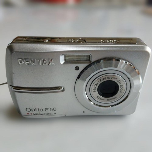 Fotocamera digitale compatta