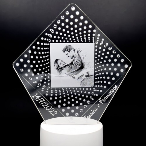Lampada led con incisione