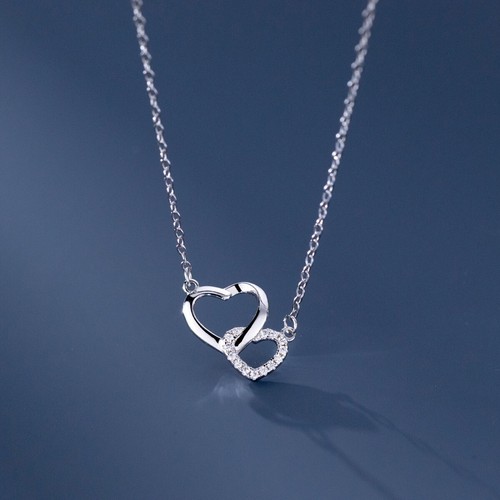 Collana con ciondolo - , in