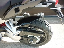 abbraccio ruota posteriore