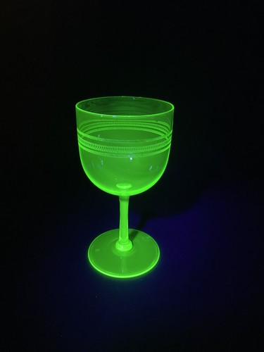 Antico bicchiere vino verde - bicchiere,