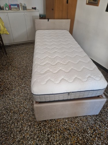 Letto singolo rete - +,