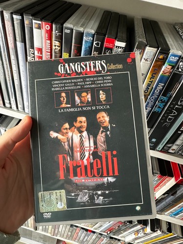 Fratelli con - fratelli, (1996)