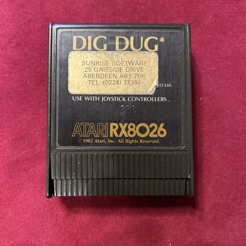 Cartuccia videogioco atari - cartuccia,