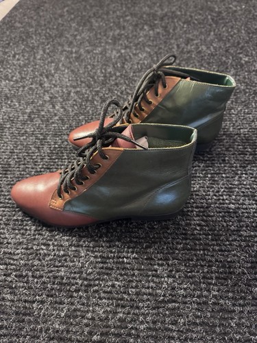 Stivaletti stringati vintage