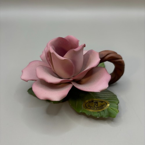 Delicato portacandele rosa
