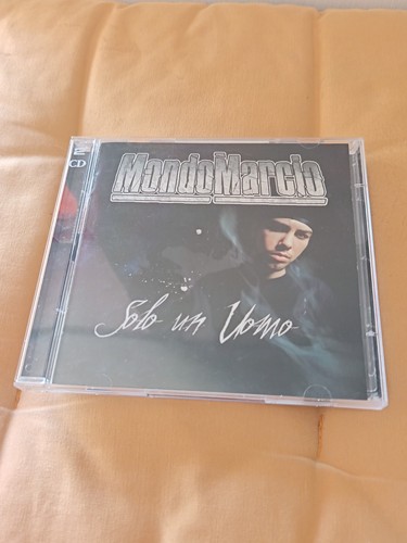 Mondo marcio solo un - mondo, uomo