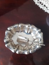 Zuccheriera con cucchiaino in