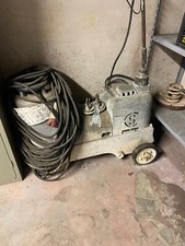 Lucida e leviga Pavimenti tipo marmo 220/380 trif.