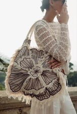 Maxi borsa Zara ricamata