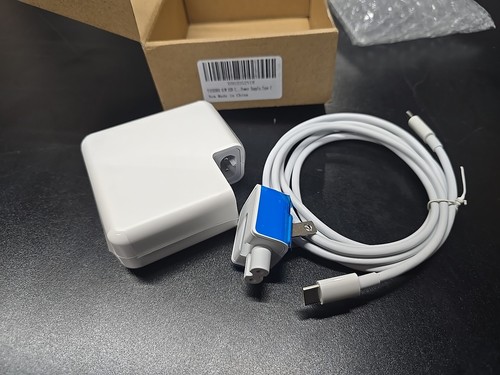 Apple mac book - apple,