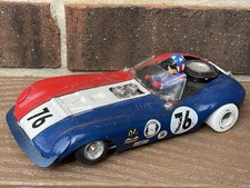 Carrozzeria auto da corsa Cox