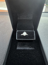 Anello Solitario Oro Bianco  con Diamante Naturale 1,12Carati Certificato IGI