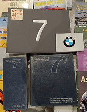 BMW Serie 7, sono 4 Libri