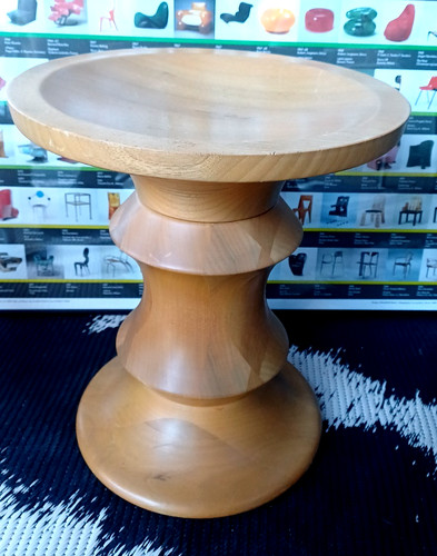 Sgabello eames legno - in,