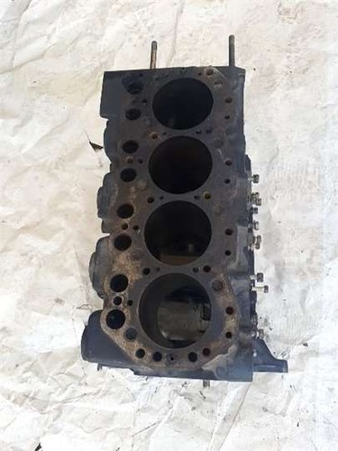 Blocco motore nissan terrano - blocco,