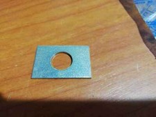 PIASTRA PIASTRINA MOLLA PULSANTE SERRATURA SELLA PIAGGIO VESPA  HP 265738