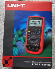 UNI-T UT61B Multimetro Digitale True RMS Auto Range NC