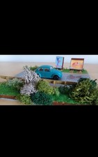 Diorama Stradale con Modellino