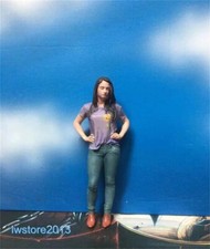 T-shirt sexy 1/18 bambina 4"