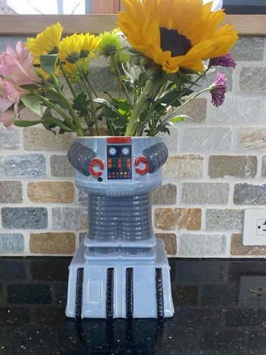 Lost space robot - lost,