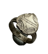 Anello antico in argento