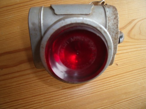 Fanale posteriore rosso