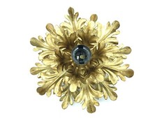 Plafoniera con foglie ricce in