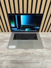 MacBook Pro 15" 2017 i7 16gb