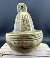 Antica campana rumble ottone AKA campana crotale decorata campana veicolo trainata da cavalli