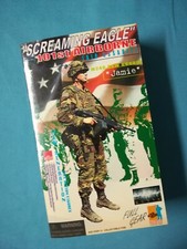 Dragon Models 101st. Airborne Screaming Eagle M249 SAW Gunner "Jamie" 1/6