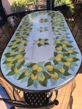 Tavolo in pietra lavica