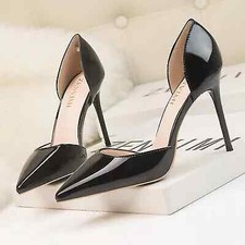 Scarpe decolte eleganti