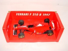 1/18 Ferrari F310B del 1997, Minichamps, Schumacher, Ferrari Box