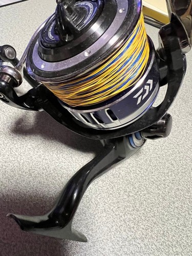 Daiwa saltiga 5000 874515 - 15,